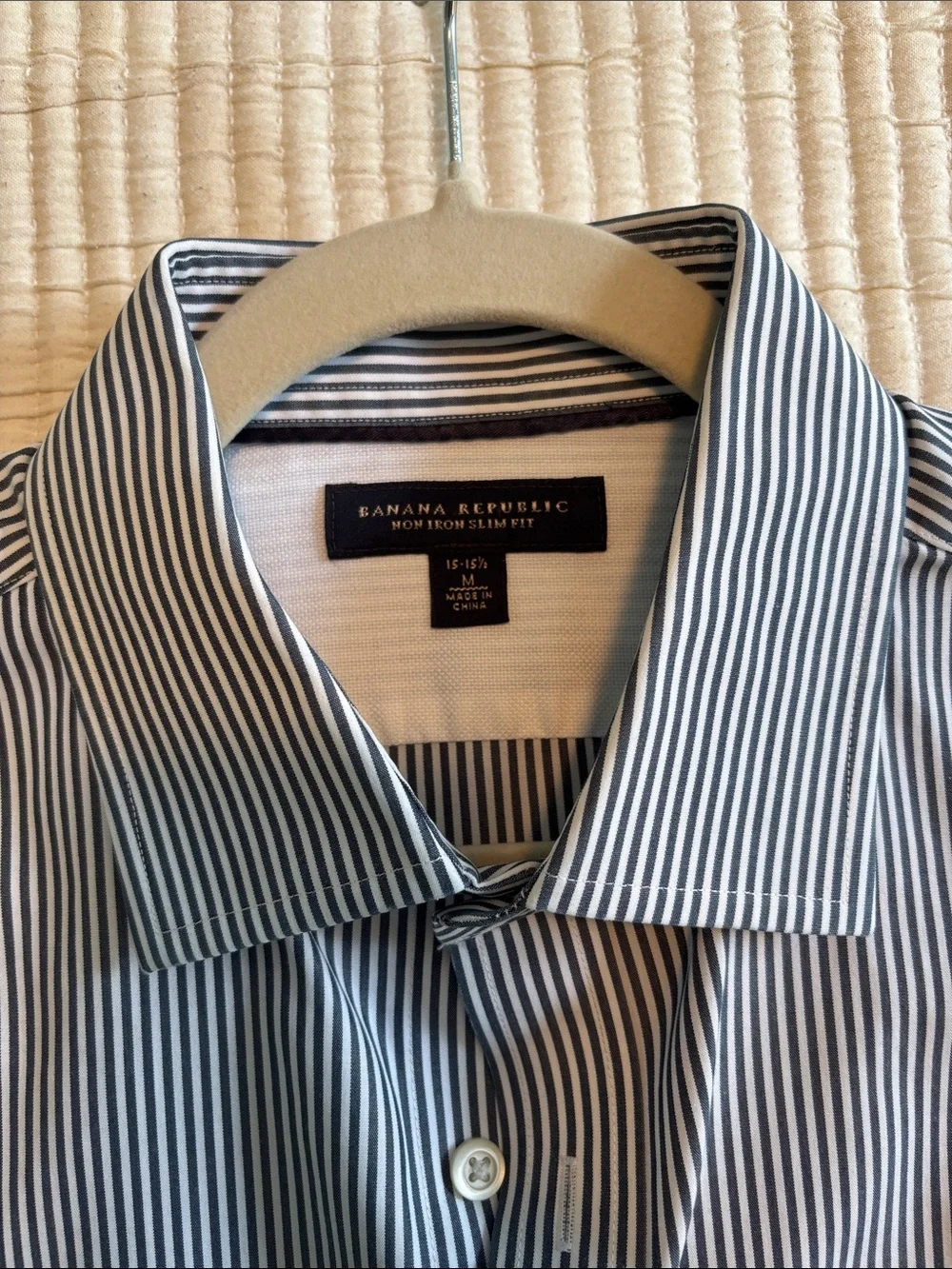 Banana Republic Men's Blue and White Pinstripe Dress Shirt